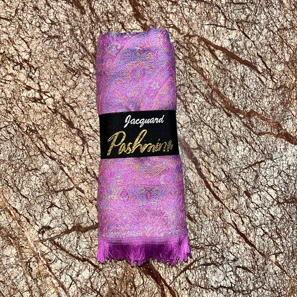 NWT Pashmina scarf